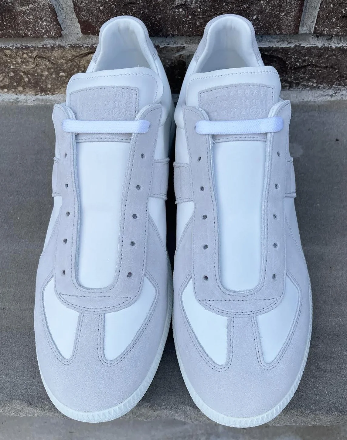 Maison Margiela Replica White / Grey Leather (Size 45) DS